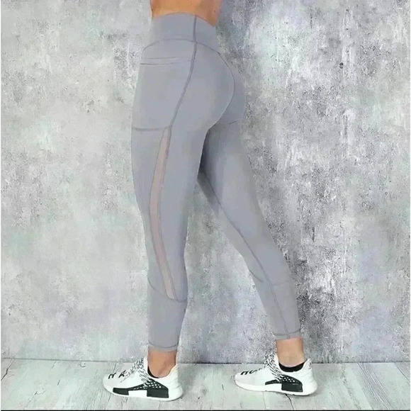 HIGH WAIST POCKET LEGGINGS - Picture 3 of 4